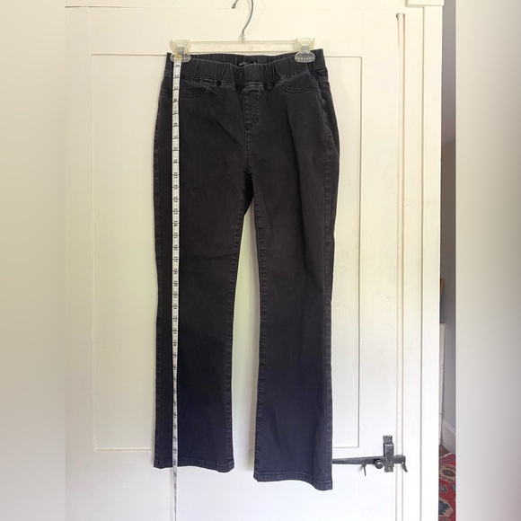 Eileen Fisher Pull on Jean Cropped - Picture 3 of 5